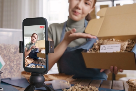 Influencers zijn passé: merken kiezen resoluut voor geloofwaardige gezichten